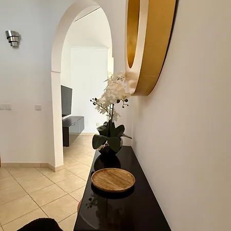 Ama House, Fuzeta